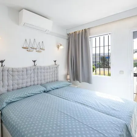 Aurora * Торремолінос